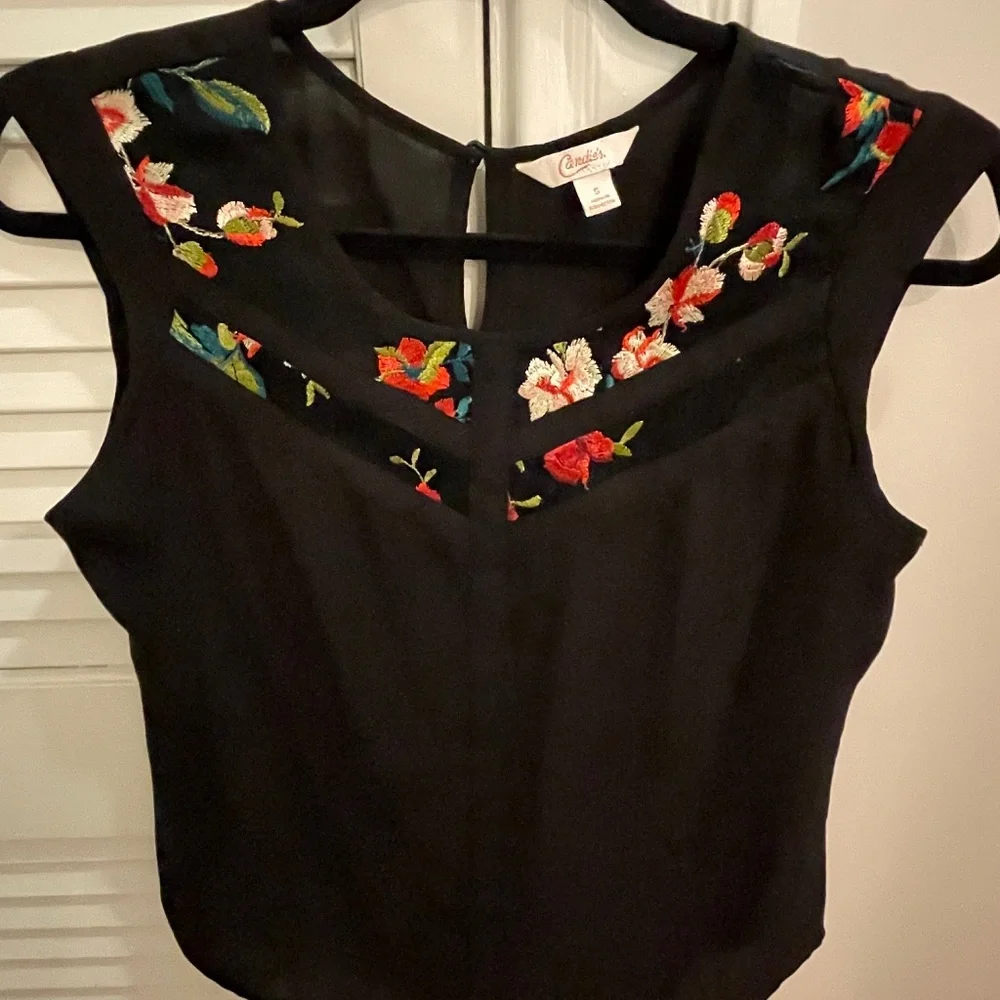 Candie’s, Small, Black w/ Floral Embroidery, Sleeveless Blouse - Picture 1 of 6